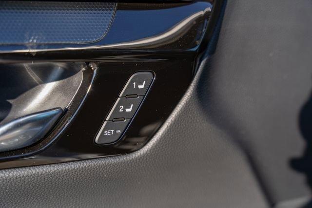 Photo of 2026 Solar Silver Metallic Honda CR-V