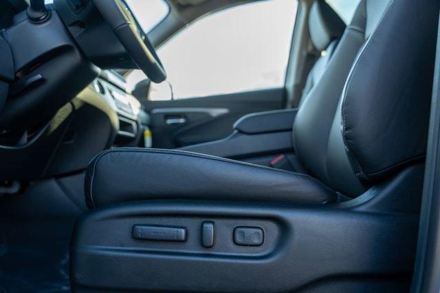 Photo of 2025 Platinum White Pearl Honda Ridgeline