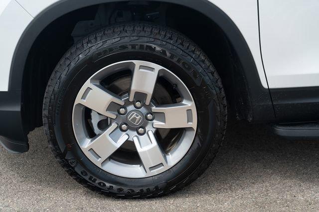 Photo of 2025 Platinum White Pearl Honda Ridgeline
