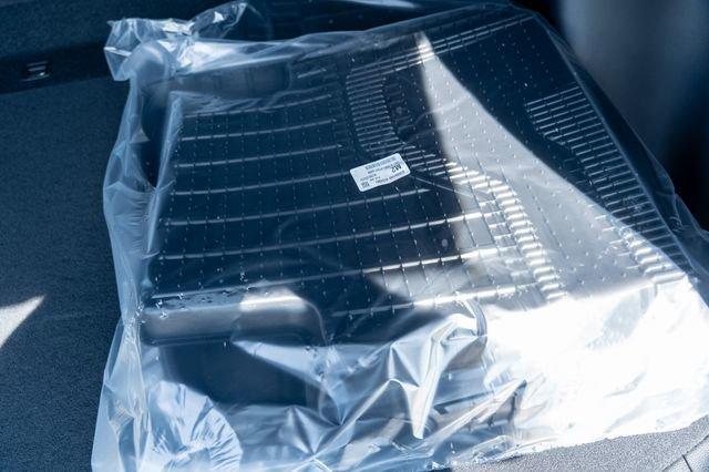 Photo of 2026 CRYSTAL BLACK Honda CR-V Hybrid