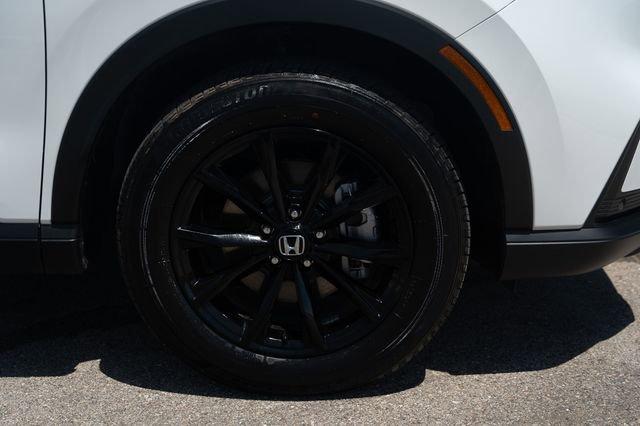 Photo of 2025 Platinum White Pearl Honda CR-V Hybrid