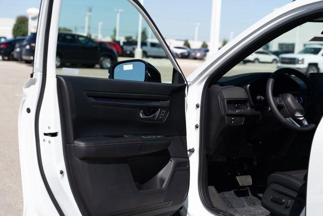Photo of 2025 Platinum White Pearl Honda CR-V Hybrid