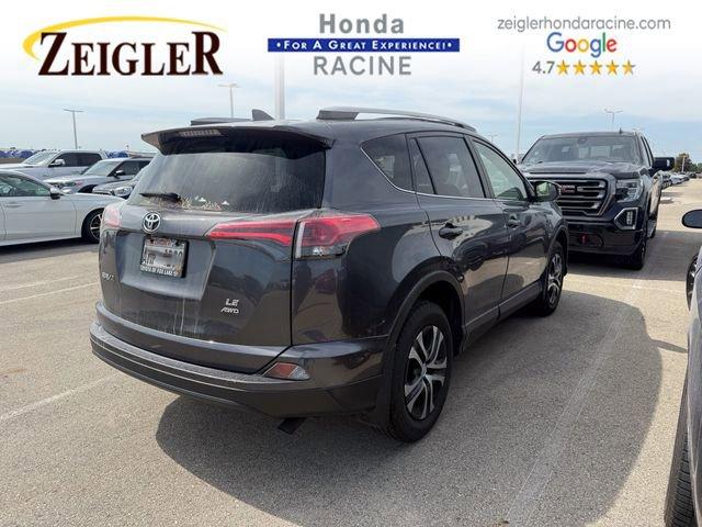 Photo of 2015 Magnetic Gray Metallic Toyota RAV4
