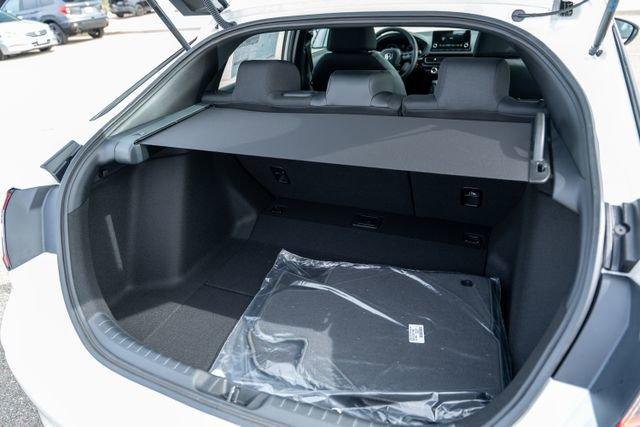 Photo of 2025 PLATINUM WHITE Honda Civic