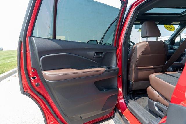Photo of 2025 Radiant Red Metallic II Honda Passport