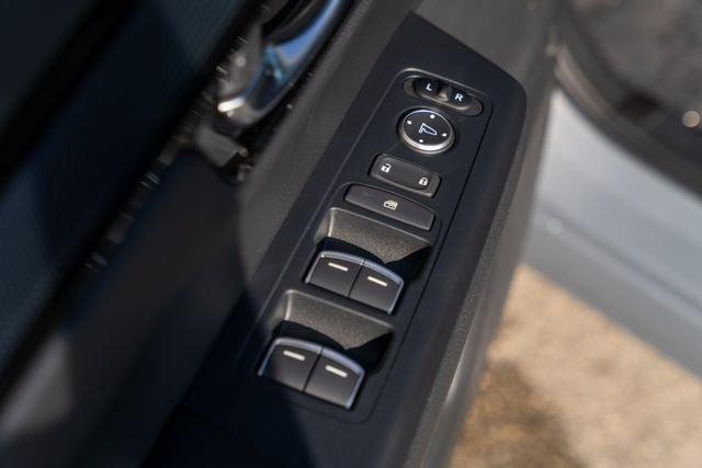 Photo of 2026 URBAN GRAY Honda CR-V