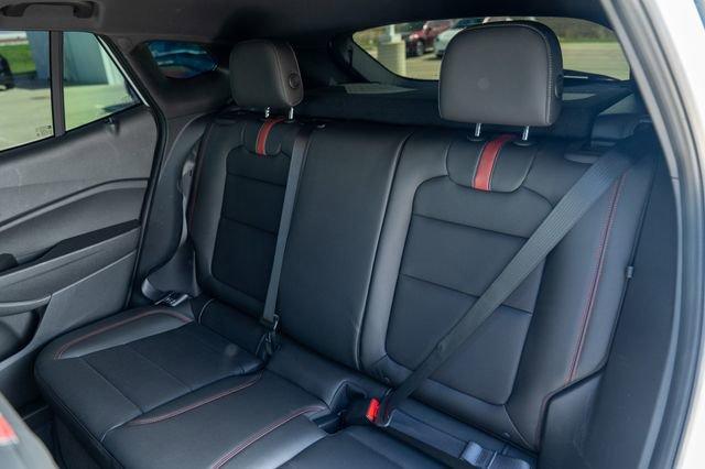 Photo of 2024 Summit White Chevrolet Trax