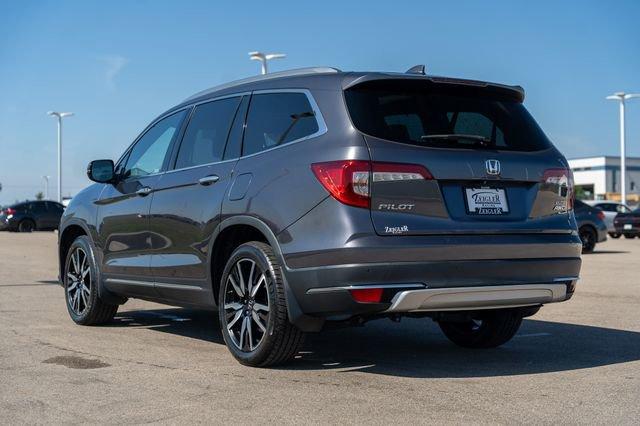 Photo of 2019 Modern Steel Metallic Honda Pilot
