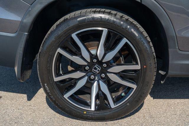 Photo of 2019 Modern Steel Metallic Honda Pilot