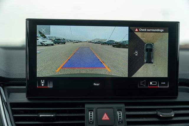 Photo of 2024 Daytona Gray Pearl Effect Audi SQ5