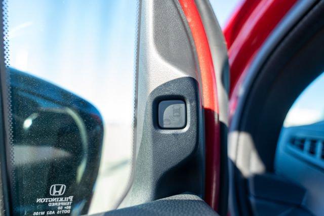 Photo of 2025 Radiant Red Metallic II Honda Odyssey