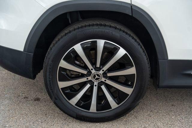 Photo of 2021 Polar White Mercedes-Benz GLB 250