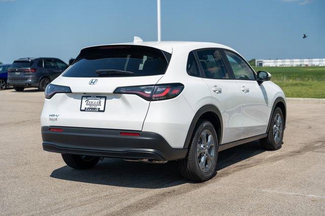 Photo of 2026 Platinum White Pearl Honda HR-V