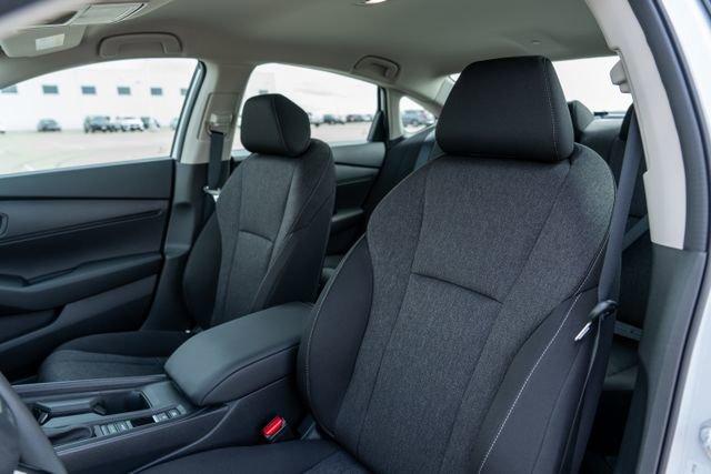 Photo of 2025 Platinum White Pearl Honda Accord