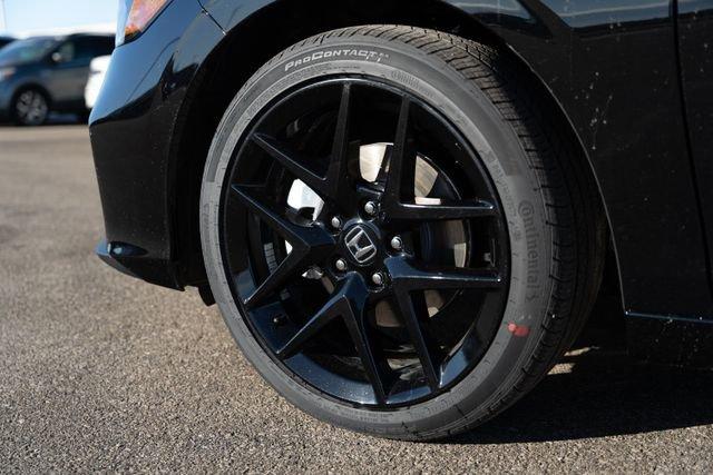 Photo of 2026 CRYSTAL BLACK ' Honda Civic Hybrid