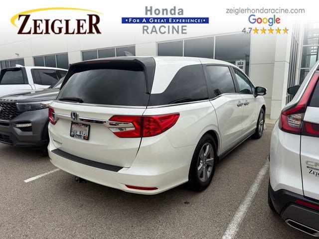 Photo of 2018 Diamond White Pearl Honda Odyssey