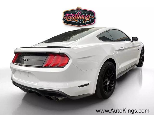 Photo of 2019 Oxford White Ford Mustang