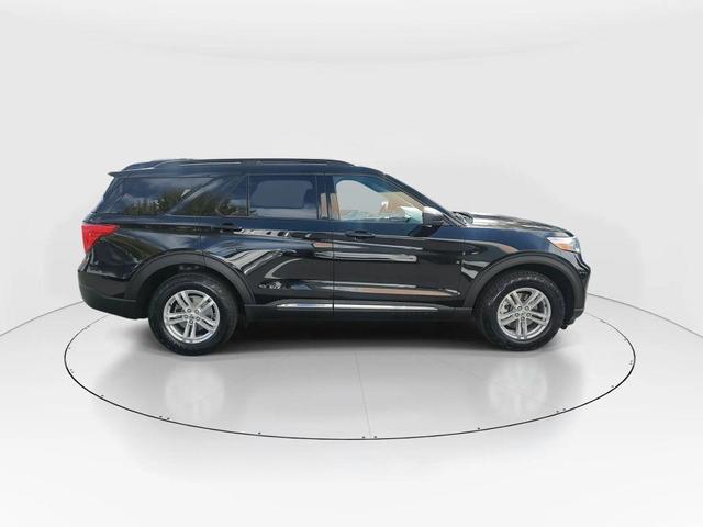 Photo of 2020 Agate Black Metallic Ford Explorer