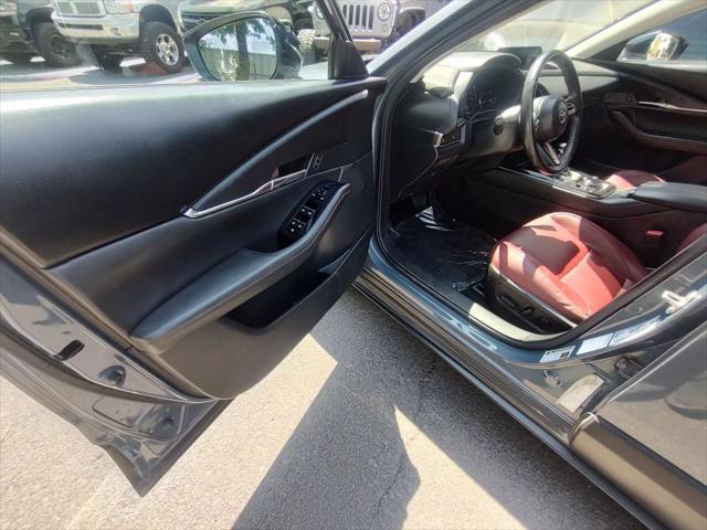Photo of 2023 Polymetal Gray Metallic Mazda CX-30