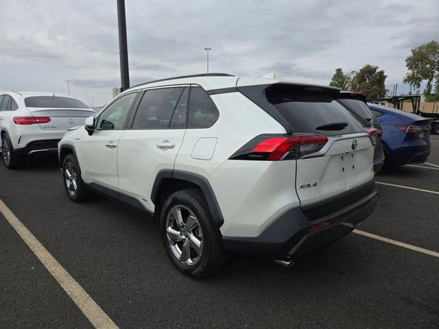 Photo of 2020 Blizzard Pearl Toyota RAV4 Hybrid
