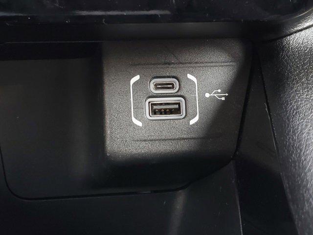Photo of 2024 Diamond Black Crystal Pearlcoat Jeep Compass