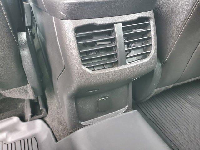 Photo of 2019 White Gold Ford Fusion