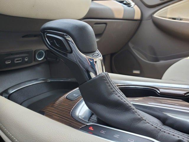 Photo of 2019 White Gold Ford Fusion