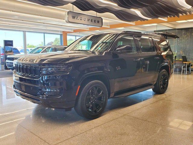 Photo of 2025 Diamond Black Crystal Pearlcoat Jeep Wagoneer