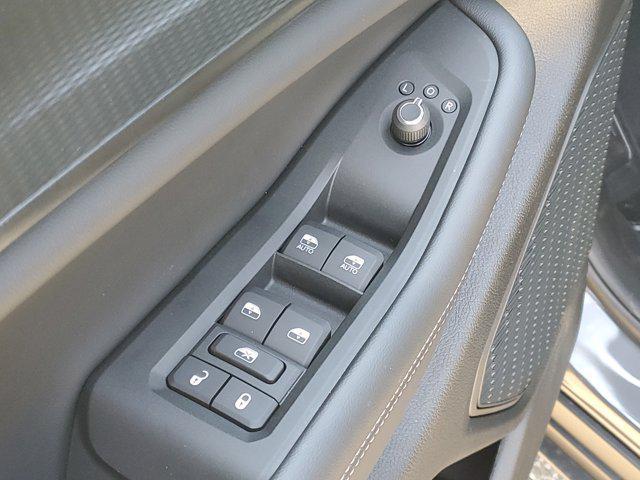 Photo of 2025 Baltic Gray Metallic Clearcoat Jeep Grand Cherokee