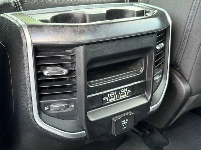 Photo of 2022 Diamond Black Crystal Pearlcoat RAM 1500
