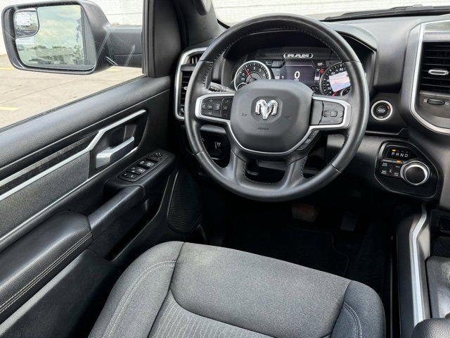 Photo of 2022 Diamond Black Crystal Pearlcoat RAM 1500