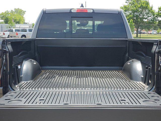 Photo of 2025 Granite Crystal Metallic Clearcoat RAM 1500