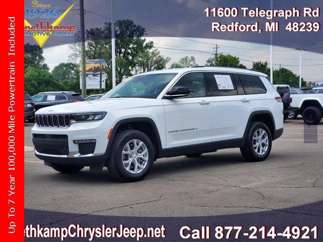 Photo of 2023 Bright White Clearcoat Jeep Grand Cherokee L