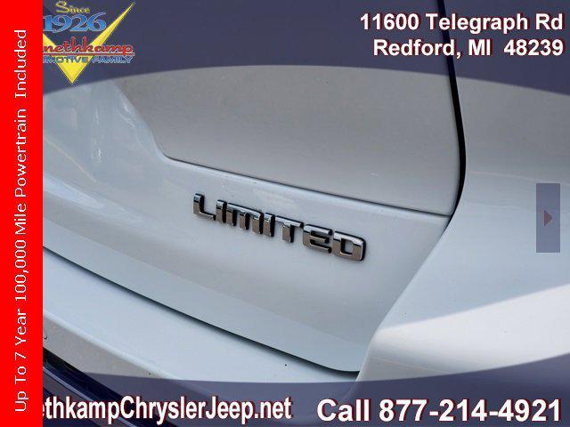 Photo of 2023 Bright White Clearcoat Jeep Grand Cherokee L