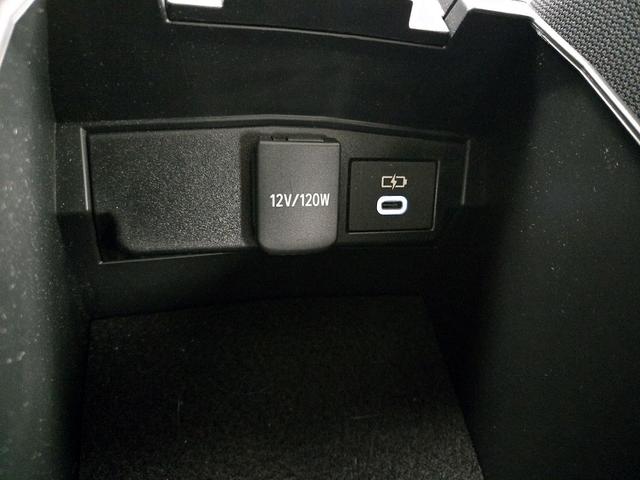 Photo of 2023 Silver Toyota Corolla