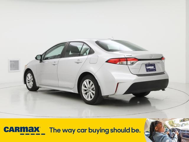 Photo of 2023 Silver Toyota Corolla
