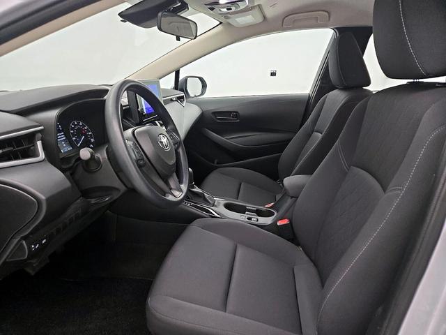 Photo of 2023 Silver Toyota Corolla