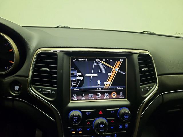 Photo of 2017 Red Jeep Grand Cherokee