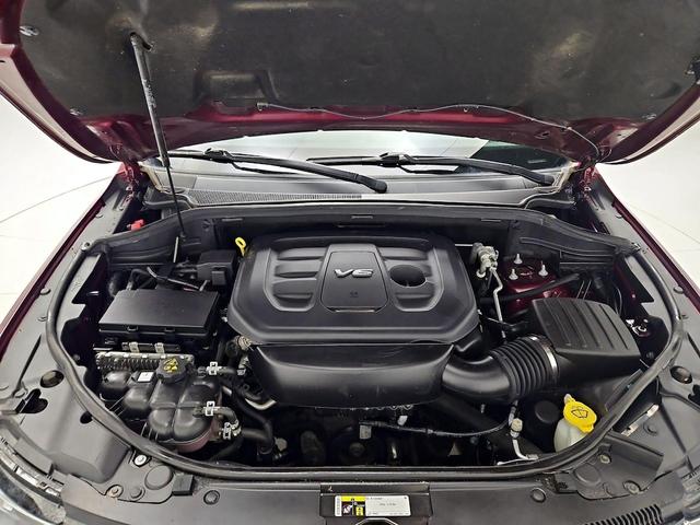 Photo of 2017 Red Jeep Grand Cherokee