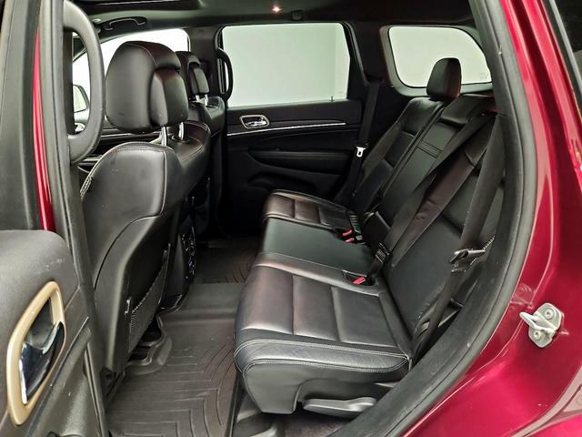 Photo of 2017 Red Jeep Grand Cherokee