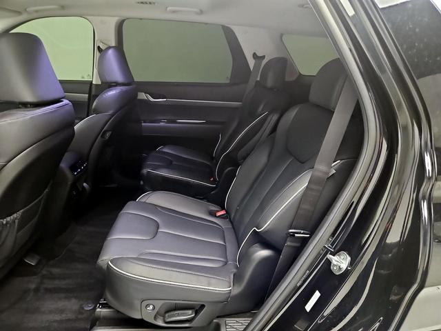 Photo of 2024 Black Hyundai PALISADE