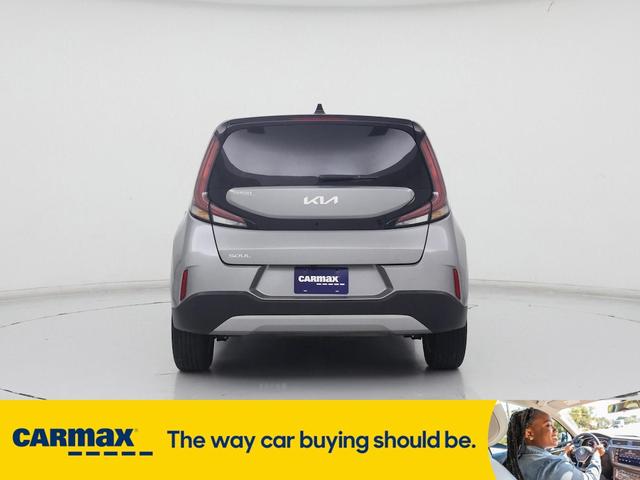 Photo of 2023 Gray Kia Soul