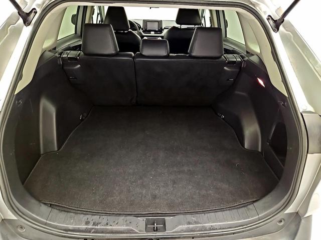 Photo of 2020 Silver Toyota RAV4