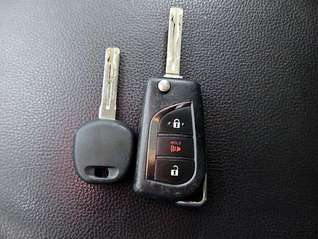 Photo of 2020 Silver Toyota RAV4