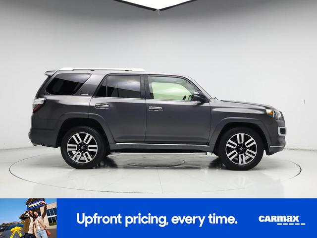 Photo of 2016 Gray Toyota 4Runner