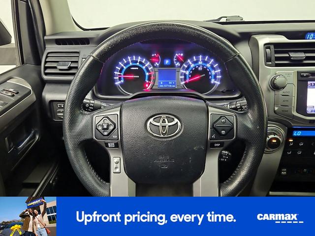 Photo of 2016 Gray Toyota 4Runner