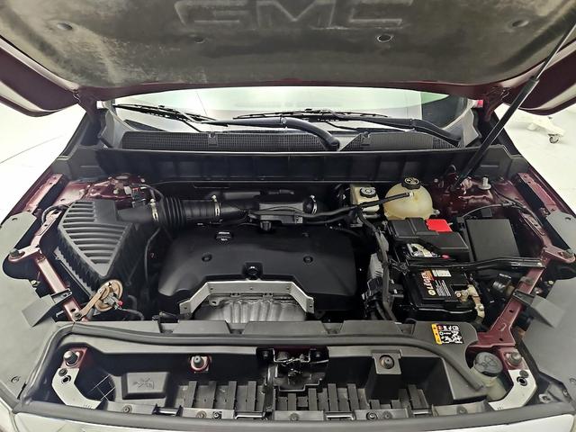 Photo of 2018 Burgundy GMC Acadia