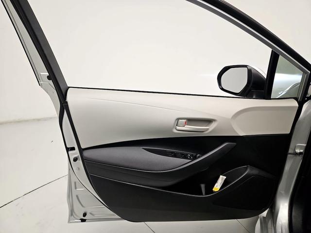Photo of 2024 Silver Toyota Corolla Hybrid