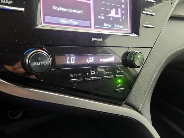 Photo of 2020 Gray Toyota Camry