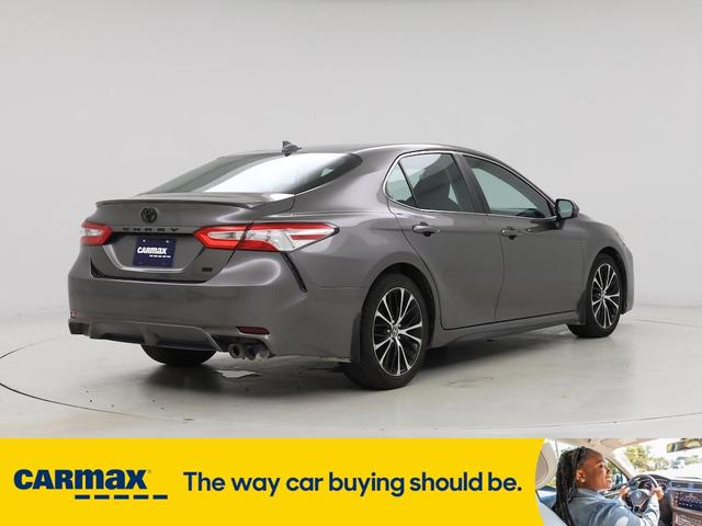 Photo of 2020 Gray Toyota Camry